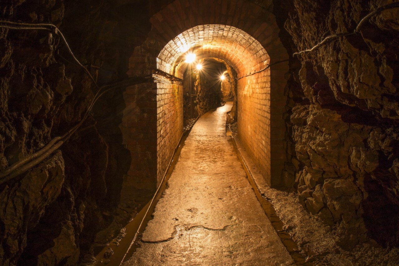 PODZIEMNA TRASA DLA OSÓB Z NIEPEŁNOSPRAWNOŚCIAMI