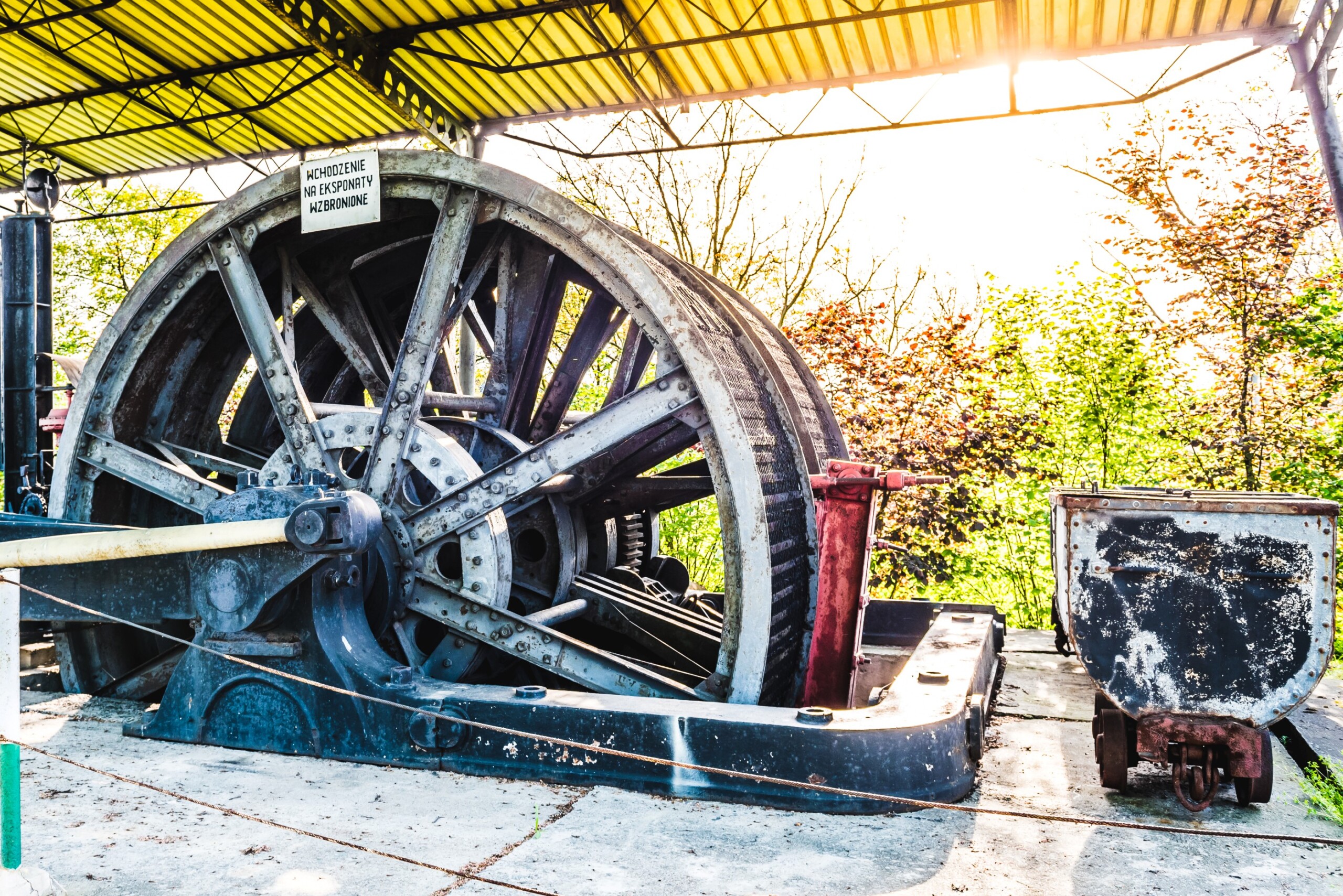 Zabytkowa maszyna parowa